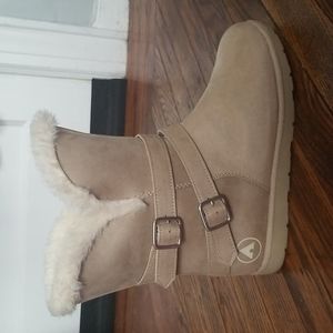 Airwalk winter boots size8 beige